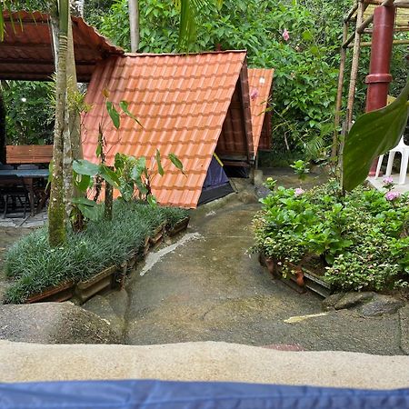 Ready Camp E Suites Da Cachoeira Vila do Abraao ภายนอก รูปภาพ