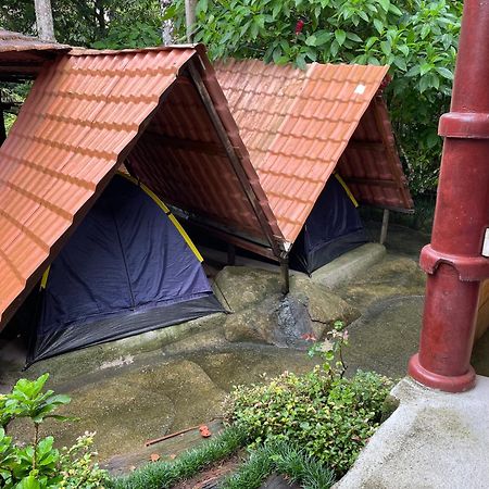 Ready Camp E Suites Da Cachoeira Vila do Abraao ภายนอก รูปภาพ