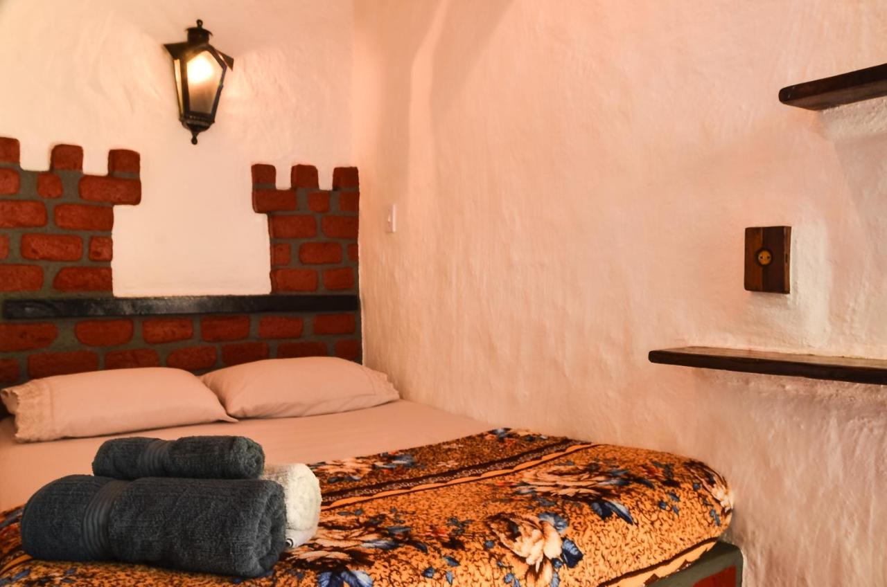 Ready Camp E Suites Da Cachoeira Vila do Abraao ภายนอก รูปภาพ