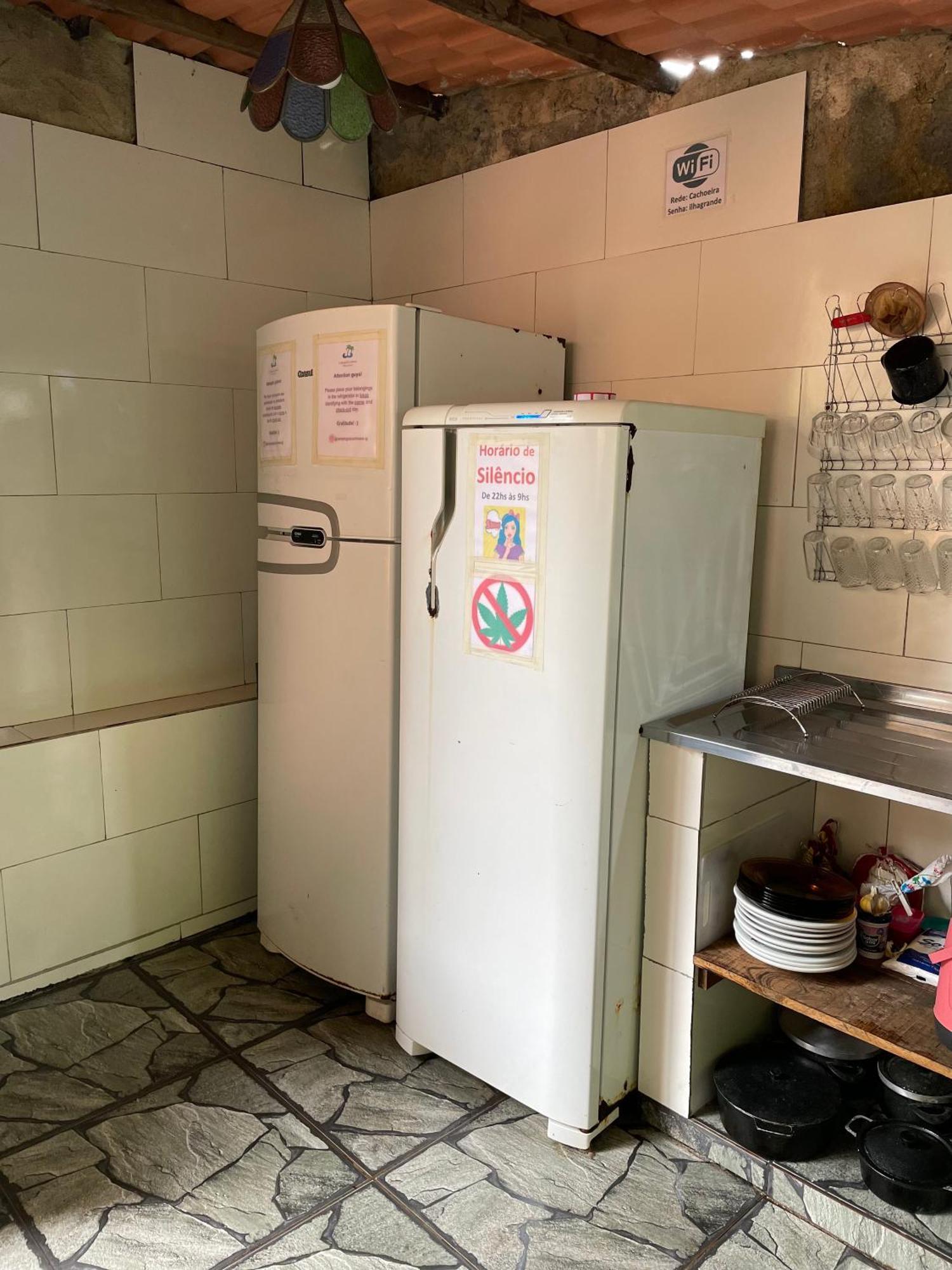 Ready Camp E Suites Da Cachoeira Vila do Abraao ภายนอก รูปภาพ