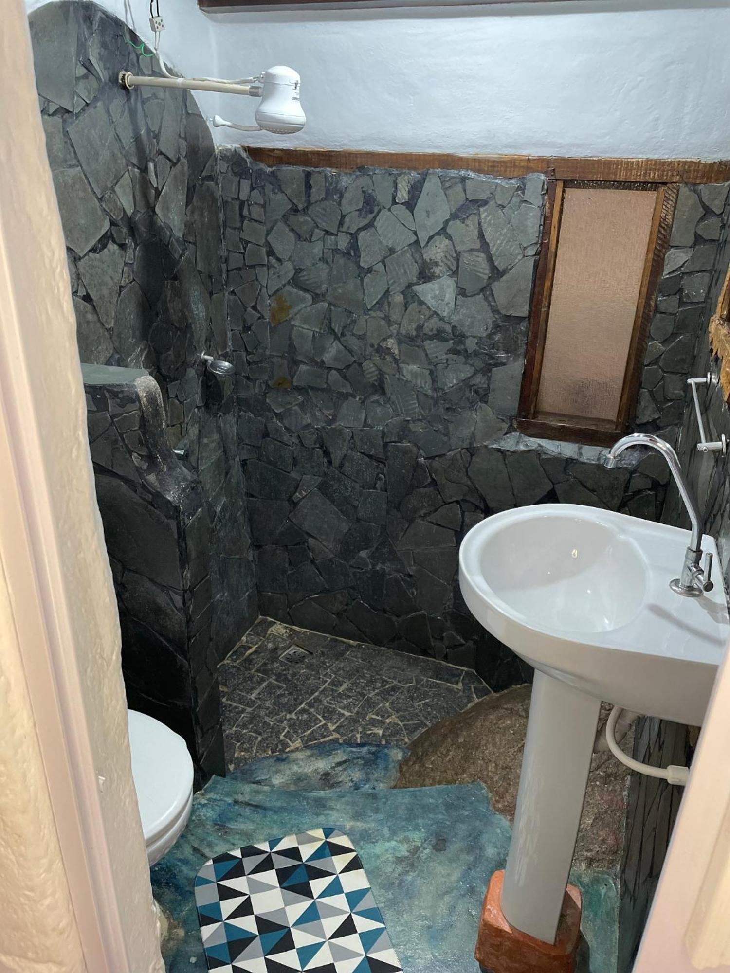 Ready Camp E Suites Da Cachoeira Vila do Abraao ภายนอก รูปภาพ